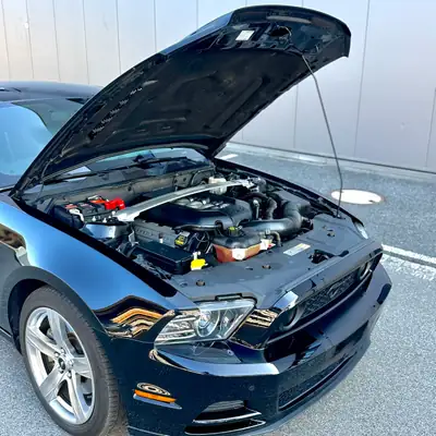Ford Mustang 5.0 — Muscle car légendaire, boîte manuelle, 420 ch — Miniature 12