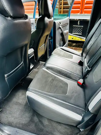 Ford Ranger 2.0 EcoBlue 4x4 Raptor — Pick-up robuste, sans sinistre, kilométrage maîtrisé — Heckansicht