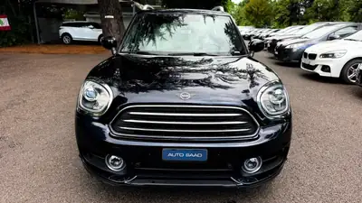 MINI Countryman Cooper ALL4 Steptronic — SUV compact polyvalent, traction intégrale et 112 000 km — vue extérieure