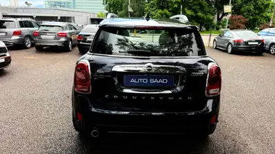 MINI Countryman Cooper ALL4 Steptronic — SUV compact polyvalent, traction intégrale et 112 000 km — intérieur