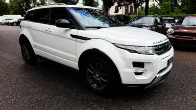 Range Rover Evoque 2.0 Si4 Dynamic — SUV compact premium, 4 roues motrices, entretien suivi — côté