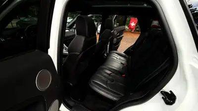 Range Rover Evoque 2.0 Si4 Dynamic — SUV compact premium, 4 roues motrices, entretien suivi — Miniature 12