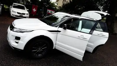 Range Rover Evoque 2.0 Si4 Dynamic — SUV compact premium, 4 roues motrices, entretien suivi — Miniature 15