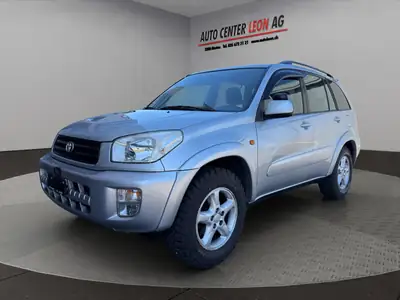 Toyota RAV-4 2.0 16V Linea Terra — SUV fiable des années 2000, attelage 1500 kg — côté