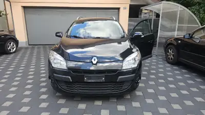 Renault Mégane Break 1.4 TCe — Spacieuse et économe, 163 000 km — rear view
