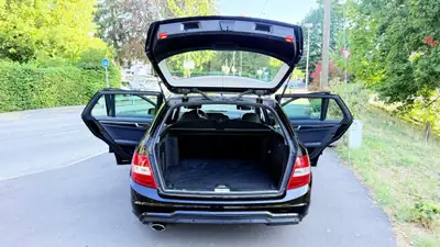 Mercedes-Benz C 250 CDI Avantgarde — Break 4Matic, 204 ch diesel fiable — Miniature 7