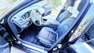 Mercedes-Benz C 250 CDI Avantgarde — Break 4Matic, 204 ch diesel fiable — Miniature 10