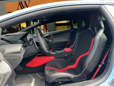 Lamborghini Huracán Coupé 5.2 STO — Supercars italienne 639 ch, très faible kilométrage — Miniatur 9