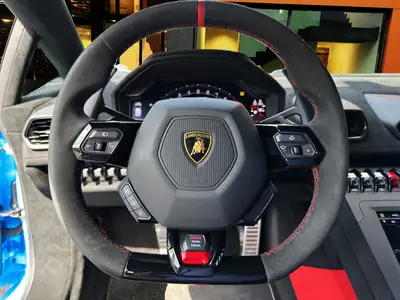 Lamborghini Huracán Coupé 5.2 STO — Supercars italienne 639 ch, très faible kilométrage — Miniatur 11