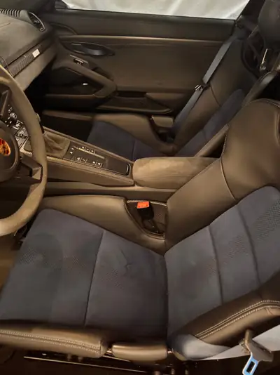 Porsche 718 Cayman 4.0 GT4 RS PDK — Coupé sportif ultime, 500 ch purs — Detail