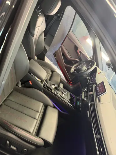 Audi A4 Avant 2.0 40 TDI Sport quattro — Break diesel performant, 128 000 km — tableau de bord