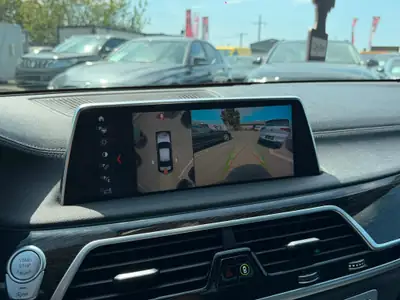 BMW 730d xDrive M-PACK — Berline prestige diesel, sans accident, garantie 2 ans — Miniature 16