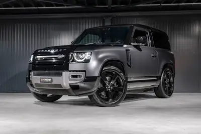 Land Rover Defender 90 V8 5.0 Carpathian Edition — Le SUV légendaire en version haute performance — vue extérieure