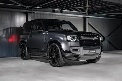 Land Rover Defender 90 V8 5.0 Carpathian Edition — Le SUV légendaire en version haute performance — tableau de bord