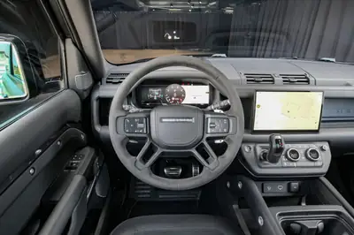 Land Rover Defender 90 V8 5.0 Carpathian Edition — Le SUV légendaire en version haute performance — Miniature 16