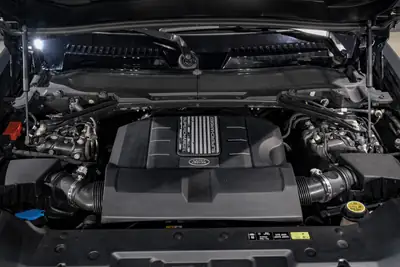 Land Rover Defender 90 V8 5.0 Carpathian Edition — Le SUV légendaire en version haute performance — Miniature 27