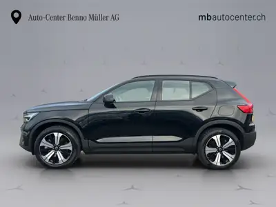 Volvo XC40 P8 Twin Ultimate AWD — SUV électrique haute performance, 37'000 km — côté