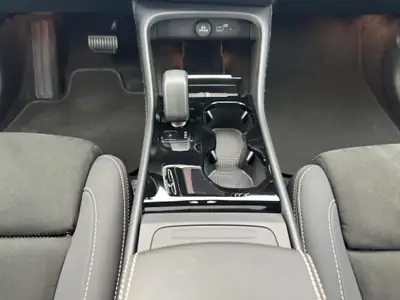 Volvo XC40 P8 Twin Ultimate AWD — SUV électrique haute performance, 37'000 km — Miniature 19