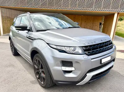Range Rover Evoque 2.2 TD4 Pure — SUV premium avec équipements cuir et GPS intégré — rear view