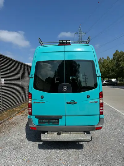 Mercedes-Benz Sprinter 315 CDI — Utilitaire fiable, 32'000 km, moteur diesel performant — Heckansicht