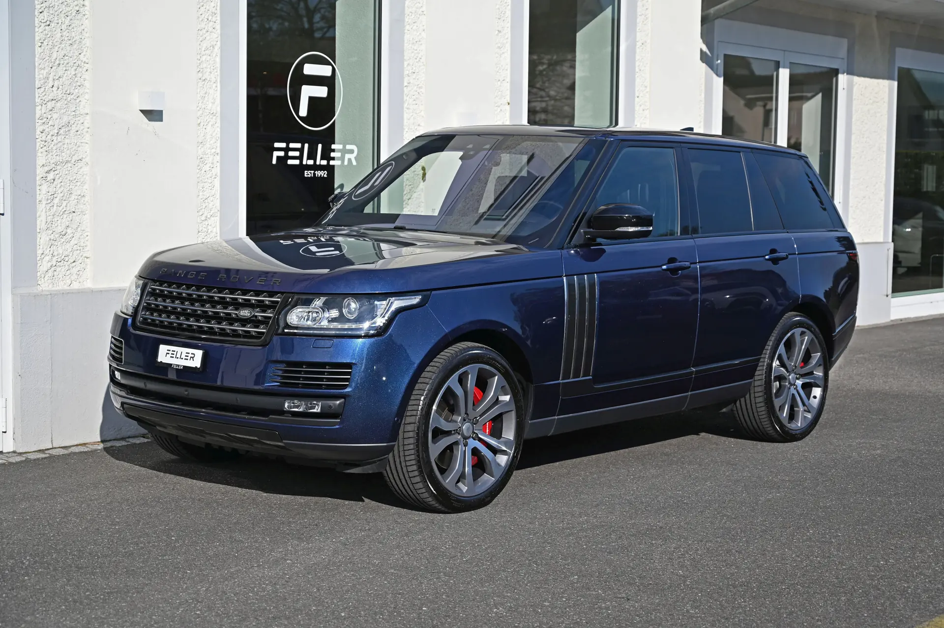 Range Rover 5.0 V8 SC SV Autobiography Dynamic — Luxe britannique, palette SVO exclusive