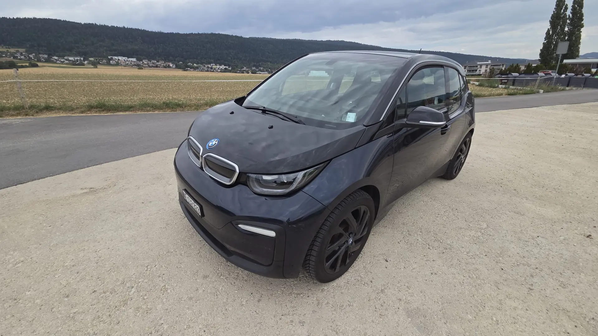 BMW i3 E-Motor 120 Ah — Citadine électrique premium, 124'000 km seulement