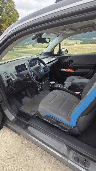 BMW i3 E-Motor 120 Ah — Citadine électrique premium, 124'000 km seulement — Armaturenbrett