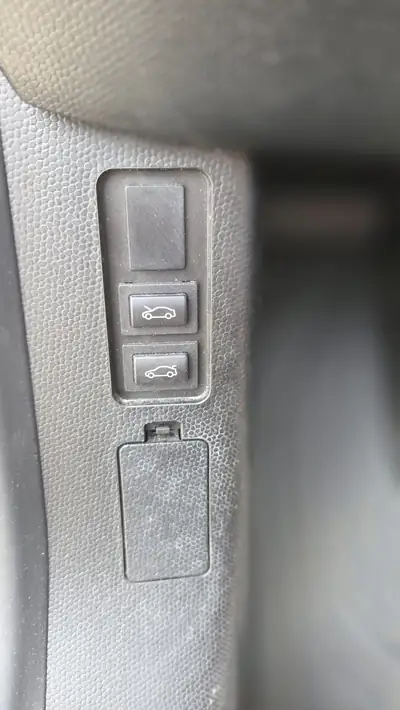 BMW i3 E-Motor 120 Ah — Citadine électrique premium, 124'000 km seulement — Miniatur 12