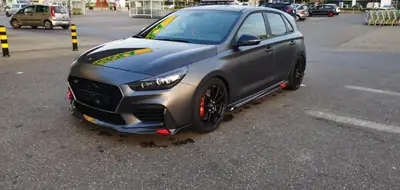 Hyundai i30 2.0 T-GDi Project C — Berline sportive 275 ch, 38 000 km seulement — Außenansicht