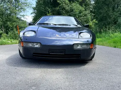 Porsche 928 S4 — Chef-d'œuvre des années 80, motorisation 5L surpuissante — Außenansicht