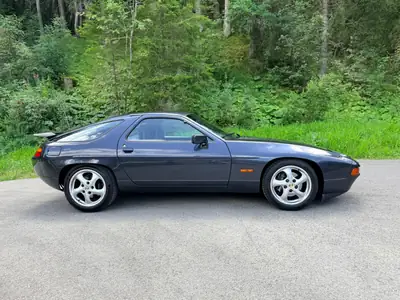 Porsche 928 S4 — Chef-d'œuvre des années 80, motorisation 5L surpuissante — Miniatur 7