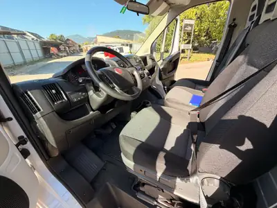 FIAT Ducato 2021 — Utilitaire robuste, très faible kilométrage, moteur diesel fiable — Thumbnail 11