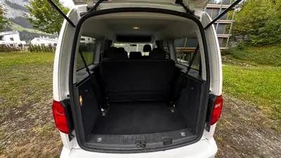 VW Caddy Maxi 2.0 TDI — Monospace 7 places, économe et fiable — Miniature 9