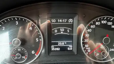 VW Caddy Maxi 2.0 TDI — Monospace 7 places, économe et fiable — Miniature 10
