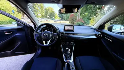 Mazda 2 1.5 Skyactiv-D — Diesel économique, première main, 65'000 km — Miniature 9
