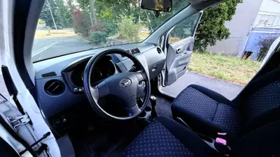 Daihatsu Cuore 1.0 — Citadine économique et fiable, 113'000 km — Miniature 10