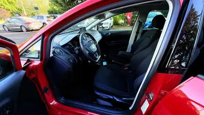 SEAT Ibiza SC 1.2 TSI — Citadine dynamique, 66 000 km, économe et fiable — Miniature 8