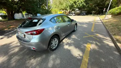 Mazda 3 1.5 16V Ambition Plus — Berline fiable, entretien à jour, 186000 km — arrière