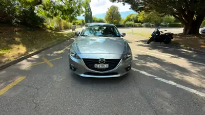 Mazda 3 1.5 16V Ambition Plus — Berline fiable, entretien à jour, 186000 km — Miniature 7
