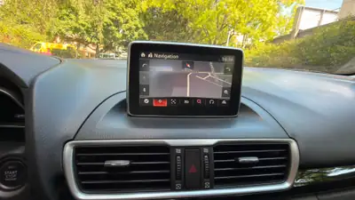 Mazda 3 1.5 16V Ambition Plus — Berline fiable, entretien à jour, 186000 km — Miniature 12