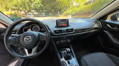 Mazda 3 1.5 16V Ambition Plus — Berline fiable, entretien à jour, 186000 km — Miniature 13