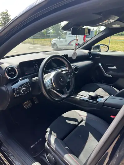 Mercedes-Benz Classe A 200 AMG Line — Berline sportive, 73 400 km, sans sinistre — detail