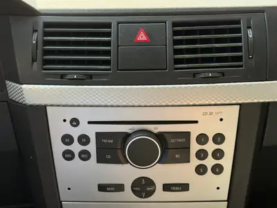Opel Meriva 1.6i-16 TP Cosmo — Monospace compact fiable, sans accident — Miniature 18