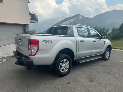Ford Ranger 3.2 TDCi 4x4 Wildtrak — Pick-up robuste, 8 pneus, parfait état — Miniatur 8