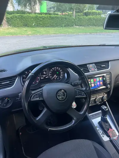 Skoda Octavia 1.4 TSI 140 Elegance — Break polyvalent, sans sinistre — Innenraum