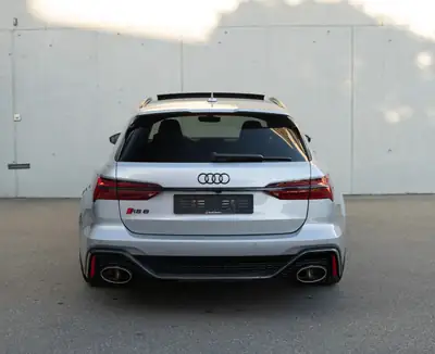 Audi RS6 Avant 4.0 V8 TFSI — Break haute performance, 599 ch, tuning Abt complet — dashboard