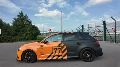 Audi RS3 Sportback — 400 ch purs, orange flamboyant, seulement 72 000 km — intérieur