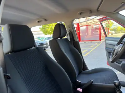 Suzuki Swift 1.3i 16V GL — Citadine dynamique sans accident, révisions à jour — Miniature 21