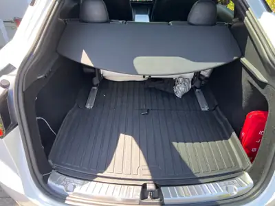 Tesla Model Y Performance — SUV électrique 534 ch, faible kilométrage — Thumbnail 14