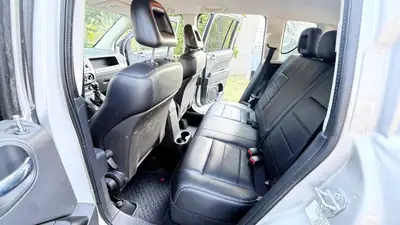 Jeep Compass 2.0 CRD Limited — SUV compact diesel robuste, 165'000 km — Miniatur 11